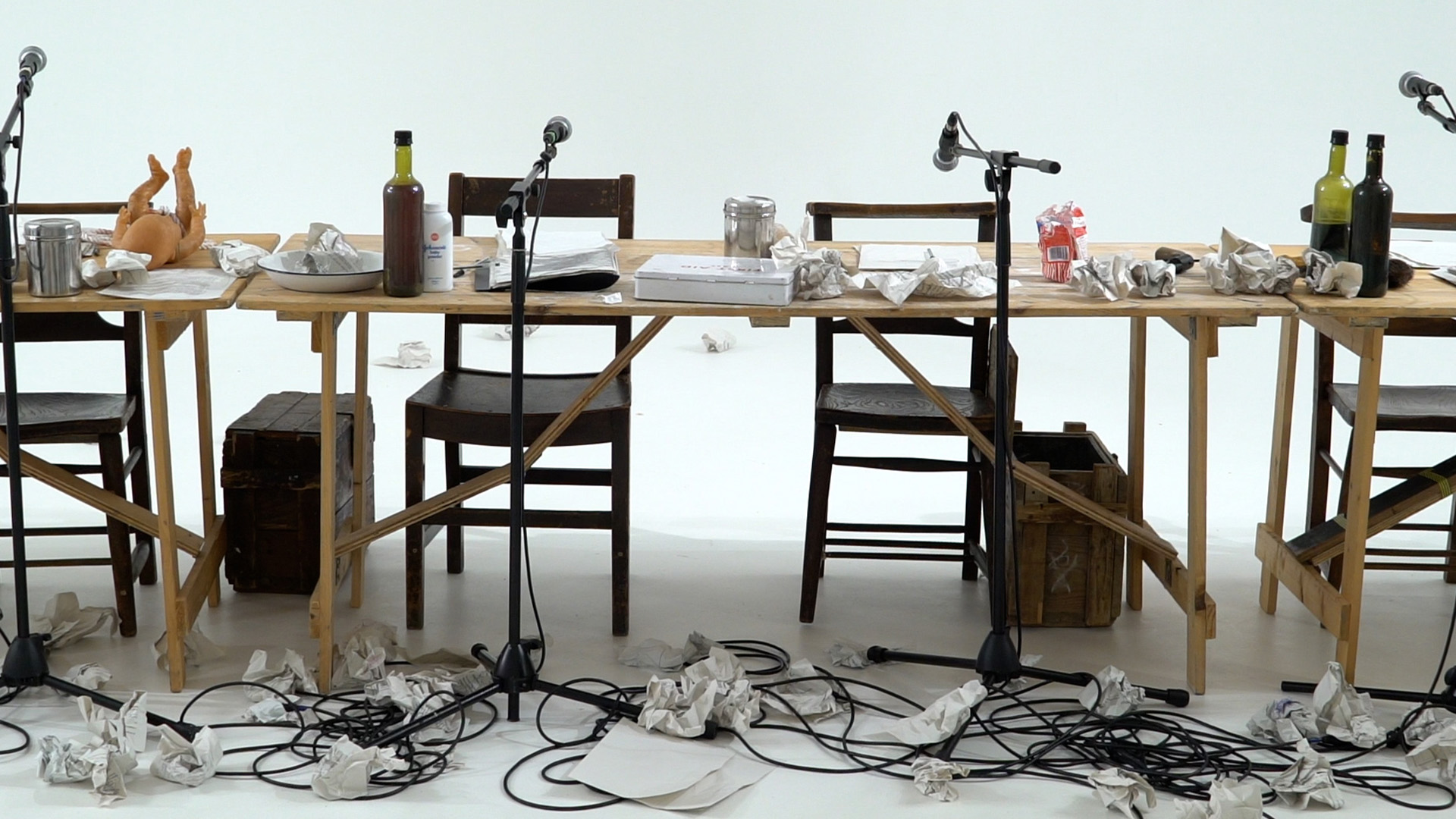 Vincent Dance Theatre’s Home Truths. Copyright VDT / Credit Art of Attachment – photo credit Bosie Vincent